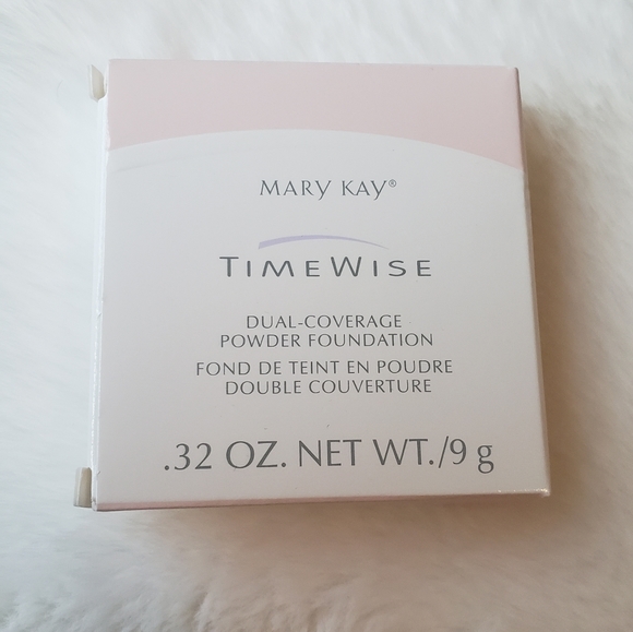 🆕️MK-TW Powder Foundation - Picture 7 of 8